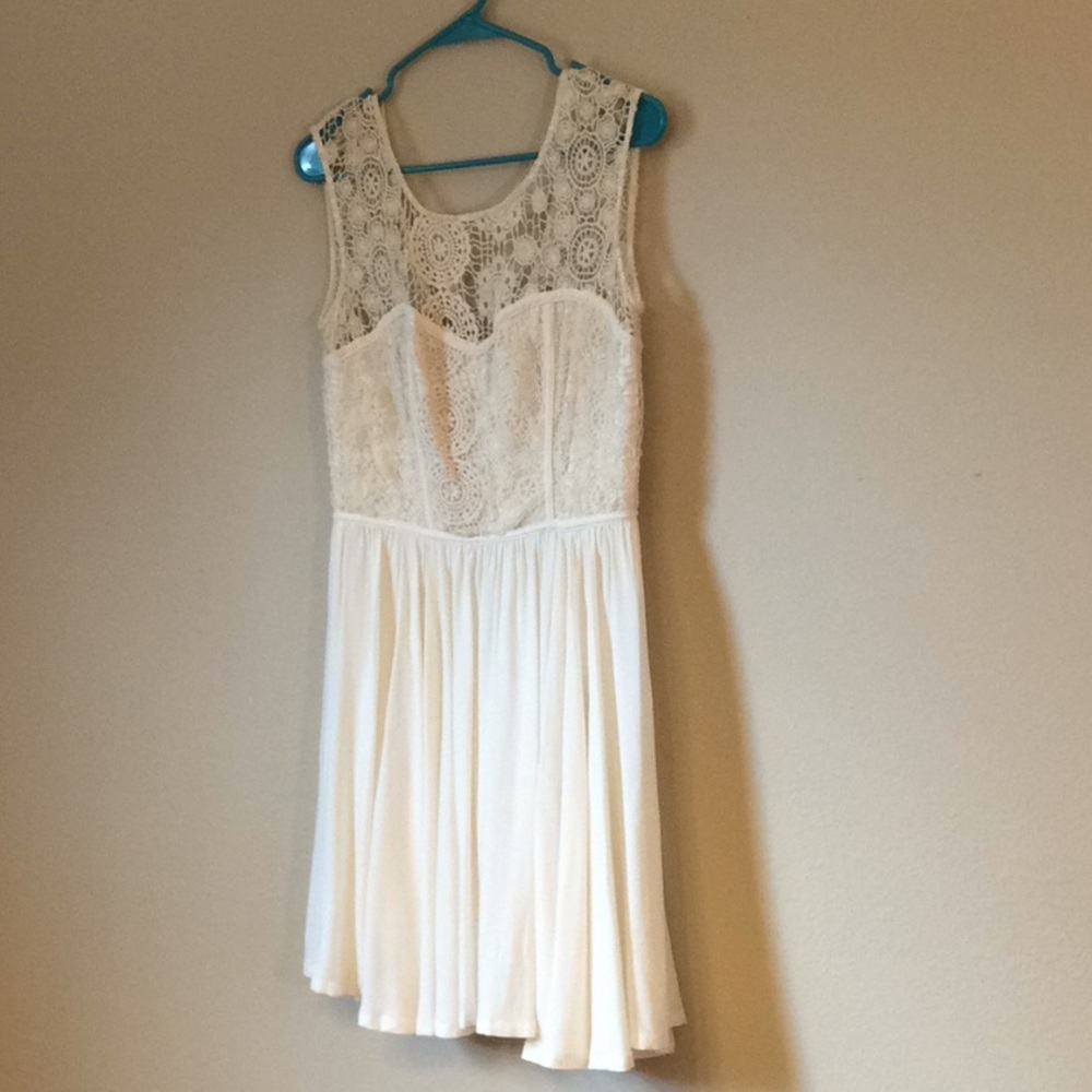 Gianni Bini beige open weave dress